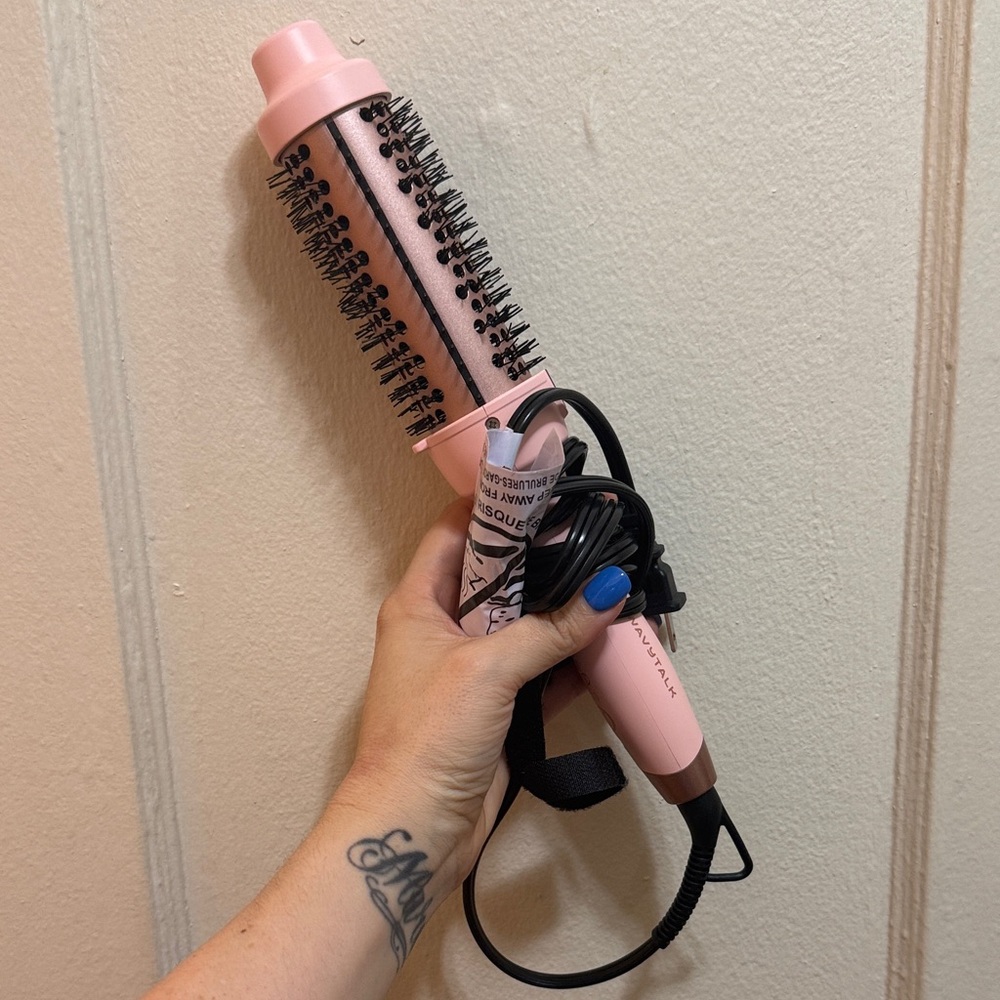 Wavytalk Pink Ceramic Round Hot Brush - Women Hair Styling Tool